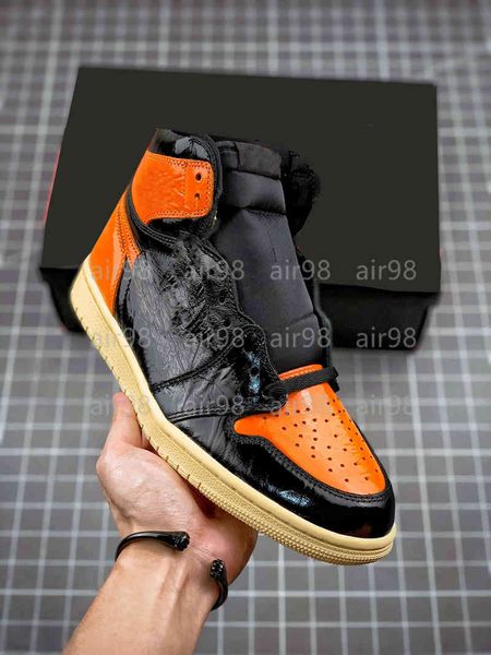 shattered backboard 3.0 1 high basketball shoes designer sneakers jumpman 1s sports trainers black pale vanilla starfish chaussures
shattered backboard 3.0 1 high basketball shoes designer sneakers jumpman 1s sports trainers black pale vanilla starfish chaussures
