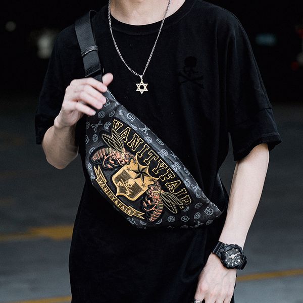 pockets embroidered wind diagonal straddle chest bag korean men's and women's single shoulder street fashion zipper
pockets embroidered wind diagonal straddle chest bag korean men's and women's single shoulder street fashion zipper