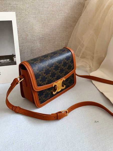 designer luxury bag design triumphal arch small square single shoulder female messenger old flower box stewardess tofu bag7fk9 women's
designer luxury bag design triumphal arch small square single shoulder female messenger old flower box stewardess tofu bag7fk9 women's