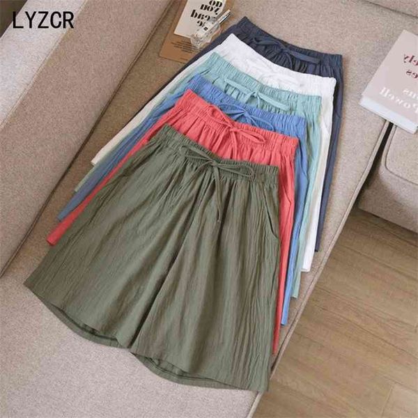 summer cotton line shorts with high waist loose wide leg for women knee length straight short female plus size 3xl 210719, White;black
summer cotton line shorts with high waist loose wide leg for women knee length straight short female plus size 3xl 210719, White;black