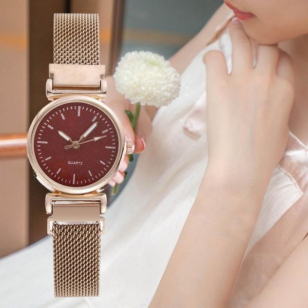 wristwatches fashion ladies luxury analog business watch high-end brand elegant round, Slivery;brown
wristwatches fashion ladies luxury analog business watch high-end brand elegant round, Slivery;brown