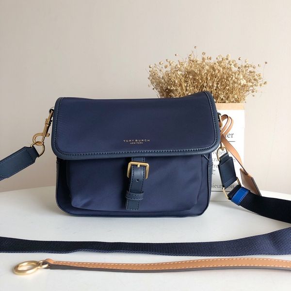 tb2021 canvas nylon single diagonal straddle fashion casual double shoulder belt women's bag
tb2021 canvas nylon single diagonal straddle fashion casual double shoulder belt women's bag