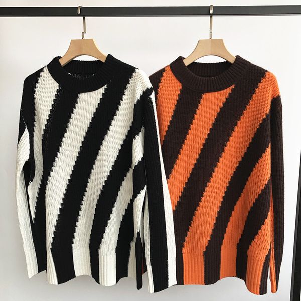 2021 autumn and winter new products mid-length round neck color-blocking striped cashmere knitted sweater women 6kyf, White;black
2021 autumn and winter new products mid-length round neck color-blocking striped cashmere knitted sweater women 6kyf, White;black