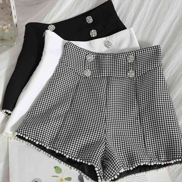 fashion korean diamond button womens shorts houndstooth high waist loose bottoms vintage buttons plaid short pants, White;black
fashion korean diamond button womens shorts houndstooth high waist loose bottoms vintage buttons plaid short pants, White;black