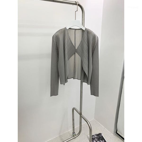 4.5 high end women's casual fashion temperament breathable thin cardigan jacket jackets, Black;brown
4.5 high end women's casual fashion temperament breathable thin cardigan jacket jackets, Black;brown