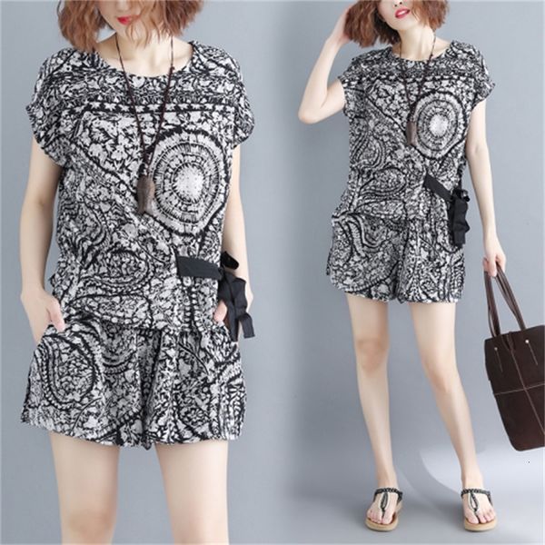 female spray-painted flower two-piece clothes casual summer sets and all femme deux suit women's shorts mv5p, White
female spray-painted flower two-piece clothes casual summer sets and all femme deux suit women's shorts mv5p, White