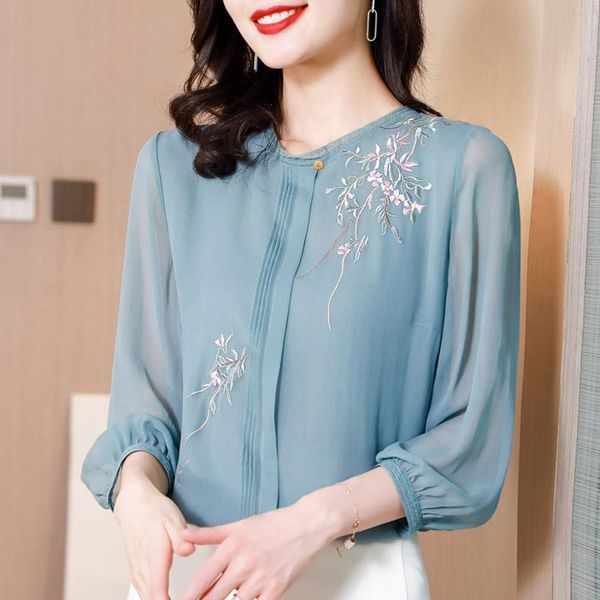 women's blouses & shirts elegant women silk chiffon shirt spring summer lady korean fashion embroidery roupas feminina, White
women's blouses & shirts elegant women silk chiffon shirt spring summer lady korean fashion embroidery roupas feminina, White