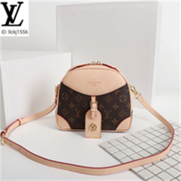 iconic brand handles designer luxury bags 782n m66778 presbyopia cross and bags leather shoulder shoulder bag totes women handbags bodyb, Red;black
iconic brand handles designer luxury bags 782n m66778 presbyopia cross and bags leather shoulder shoulder bag totes women handbags bodyb, Red;black