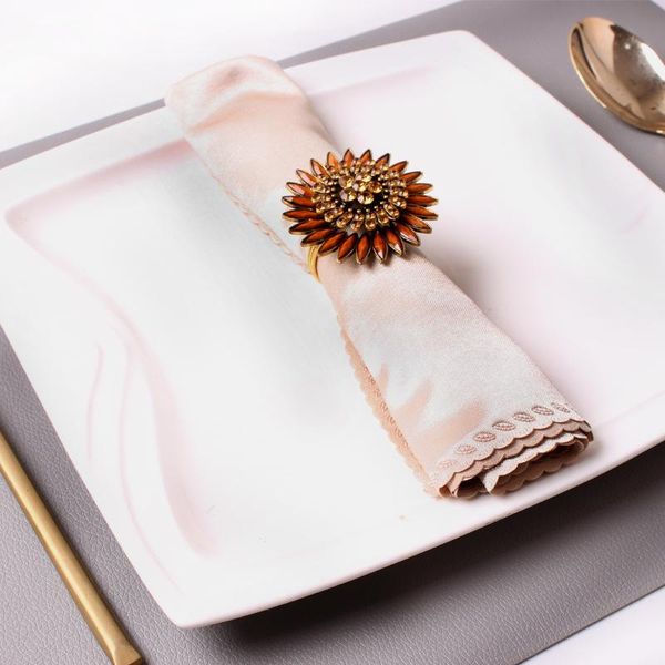 napkin rings 12pcs metal innovative flower shape ring brown imitation diamond table decoration western party accessor
napkin rings 12pcs metal innovative flower shape ring brown imitation diamond table decoration western party accessor