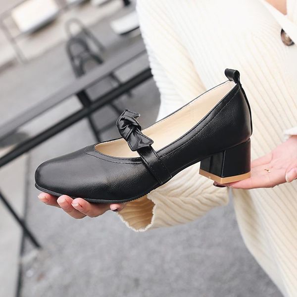 dress shoes 2021 spring and autumn institute of art bow round head sweet thick heel middle mary jane women's large, Black
dress shoes 2021 spring and autumn institute of art bow round head sweet thick heel middle mary jane women's large, Black