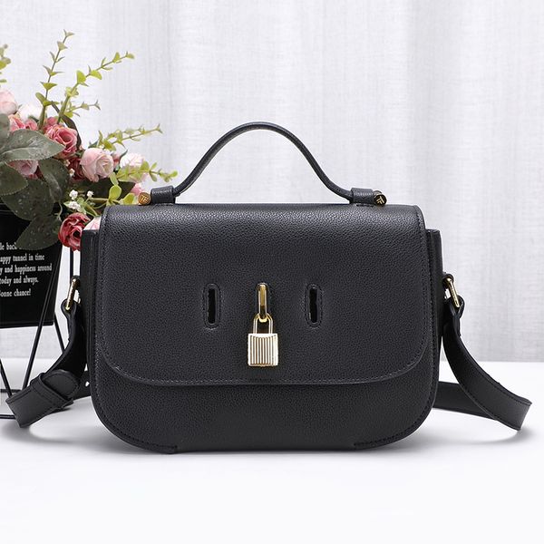 classic genuine leather designer women lock crossbody bag small soft totes high quality
classic genuine leather designer women lock crossbody bag small soft totes high quality