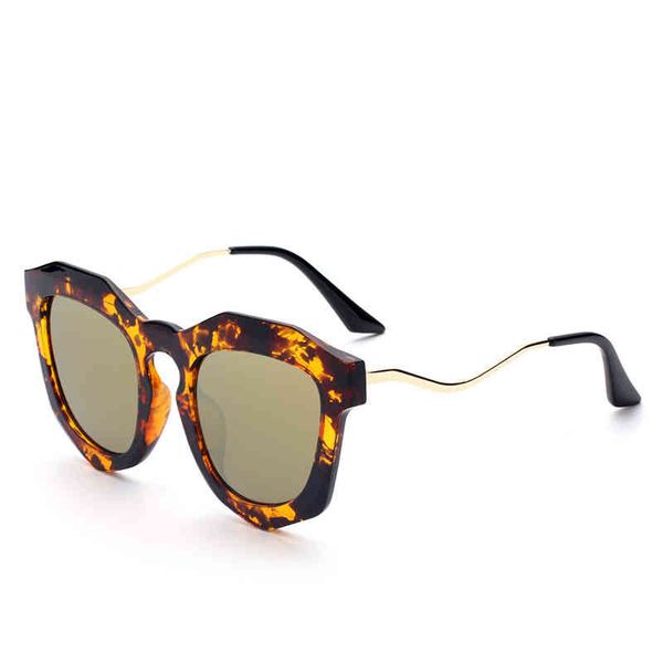 korean sunglass men's and women's same style chaoren large frame irregular sunglass j1650, White;black
korean sunglass men's and women's same style chaoren large frame irregular sunglass j1650, White;black