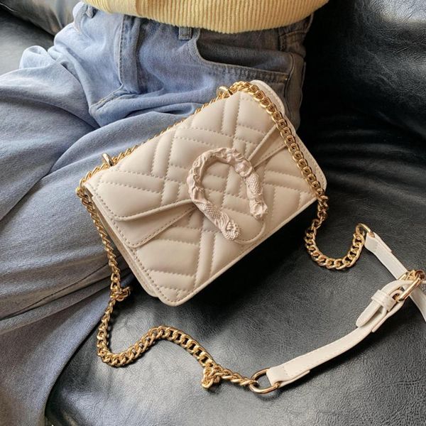 evening bags summer black woman shoulder bag chain pu leather flapthread buckle crossbody versatile purses and luxury handbags women designe
evening bags summer black woman shoulder bag chain pu leather flapthread buckle crossbody versatile purses and luxury handbags women designe