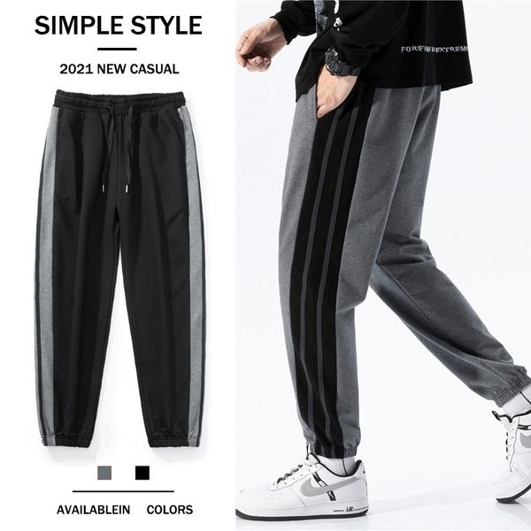 sweatpants men's cotton small foot straight tube spring and autumn new casual large wear guard knitted long, White;black
sweatpants men's cotton small foot straight tube spring and autumn new casual large wear guard knitted long, White;black