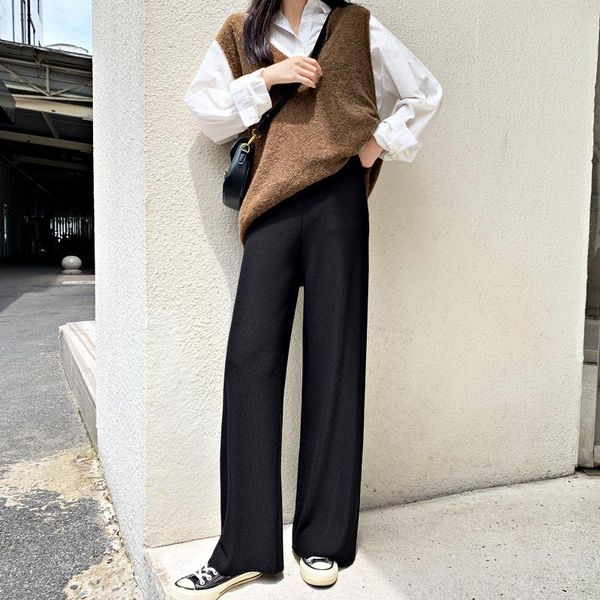 women's pants & capris 2021 drop feeling knitted wide leg for women casual straight loose elastic high waist solid trousers, Black;white
women's pants & capris 2021 drop feeling knitted wide leg for women casual straight loose elastic high waist solid trousers, Black;white