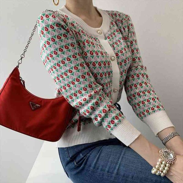 retro women chic knitted casual floral printing autumn cardigans leisure feminine all match soft sweet sweaters, White;black
retro women chic knitted casual floral printing autumn cardigans leisure feminine all match soft sweet sweaters, White;black