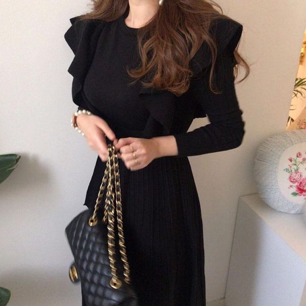 casual dresses fashion sweater women ruffles slim waist long sleeve a line pleated vestidos mujer autumn winter clothes solid robe, Black;gray
casual dresses fashion sweater women ruffles slim waist long sleeve a line pleated vestidos mujer autumn winter clothes solid robe, Black;gray