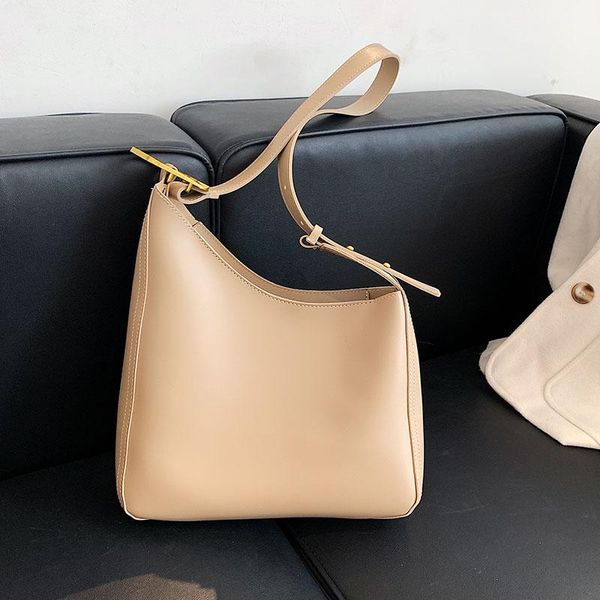 evening bags ladies simple casual shoulder bag solid color leather zipper female fashion shopping
evening bags ladies simple casual shoulder bag solid color leather zipper female fashion shopping
