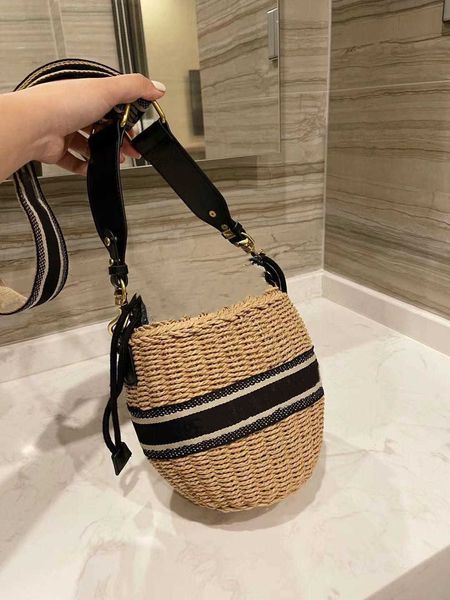 summer beach straw bags casual rattan women handbags wicker woven female totes large capacity lady buckets bag travel purse
summer beach straw bags casual rattan women handbags wicker woven female totes large capacity lady buckets bag travel purse