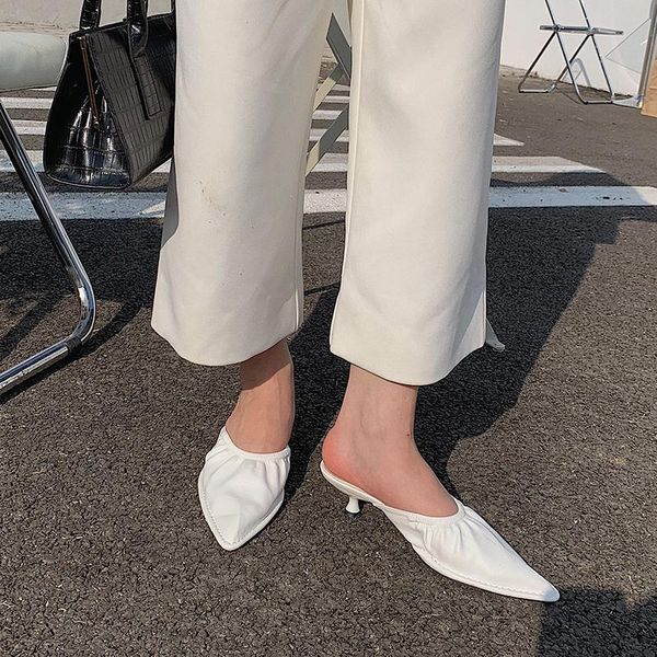 slippers fashion women pointed toe shallow slip on thin low heels candy color purple/pink/black/white mules outdoor
slippers fashion women pointed toe shallow slip on thin low heels candy color purple/pink/black/white mules outdoor