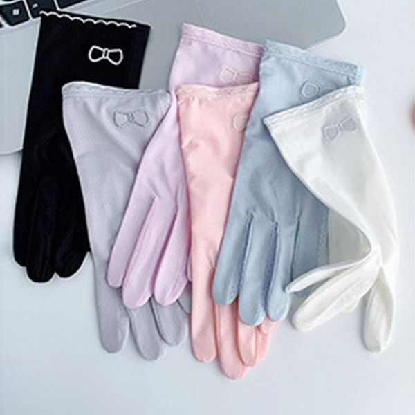 five fingers gloves 1pair sun protection sunscreen fashion silk uv resistant summer thin solid color, Blue;gray
five fingers gloves 1pair sun protection sunscreen fashion silk uv resistant summer thin solid color, Blue;gray