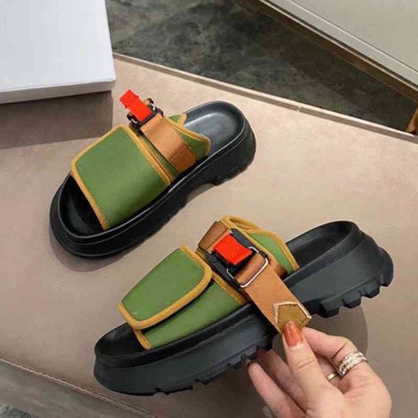 70% off wholesale flip-flops summer buckled strap decoration open toe beach slippers women flat thick sole sandals comfort flipflops ladies, Black
70% off wholesale flip-flops summer buckled strap decoration open toe beach slippers women flat thick sole sandals comfort flipflops ladies, Black
