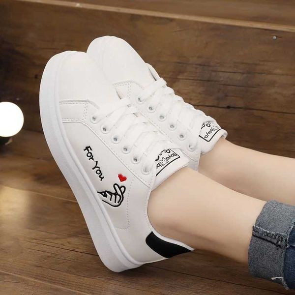 spring and autumn children's soft soled low sports sho leisure big white women's flat junior middle school
spring and autumn children's soft soled low sports sho leisure big white women's flat junior middle school