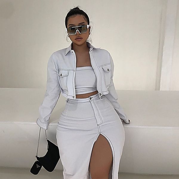 2021 new arrival single breasted long sleeve turtelneck good quality wholesale streetwear women outerwear, White
2021 new arrival single breasted long sleeve turtelneck good quality wholesale streetwear women outerwear, White