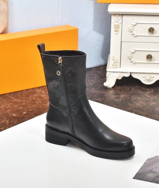 womens designer leather women boots desert boot real leathers coarse winter designers shoes designer heels with box, Black
womens designer leather women boots desert boot real leathers coarse winter designers shoes designer heels with box, Black