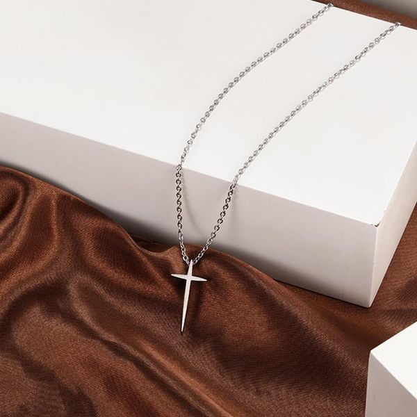 chains personality necklace cross pendant stainless steel simple men's and women's jewelry gift multi-color, Silver
chains personality necklace cross pendant stainless steel simple men's and women's jewelry gift multi-color, Silver