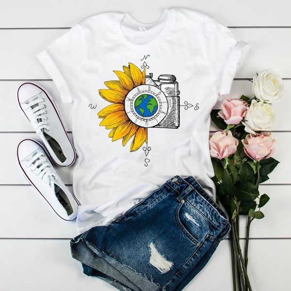 2021 new fashion t shirt short sleeve casual white vintage chrysanthemum camera print aesthetics female clothes
2021 new fashion t shirt short sleeve casual white vintage chrysanthemum camera print aesthetics female clothes