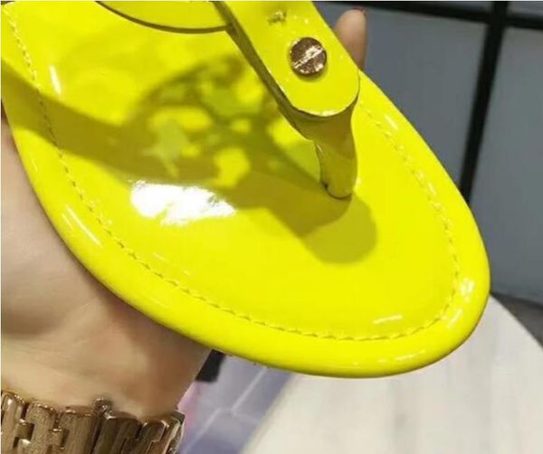 classic fashion sandals rivet flat slippers bow knot studded shoes jelly platform sandal women flip flops, Black
classic fashion sandals rivet flat slippers bow knot studded shoes jelly platform sandal women flip flops, Black