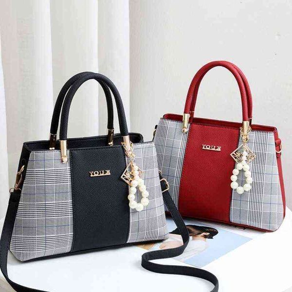 hbp non- texture handbag korean leisure versatile large capacity women's messenger bag sport.0018
hbp non- texture handbag korean leisure versatile large capacity women's messenger bag sport.0018