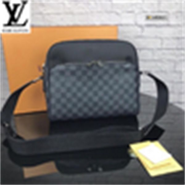 shoulder bag iconic brand cross shoulder designer men handbags luxury bags handles zton bags totes n41408 body bag foreign clutches evening, Red;black
shoulder bag iconic brand cross shoulder designer men handbags luxury bags handles zton bags totes n41408 body bag foreign clutches evening, Red;black