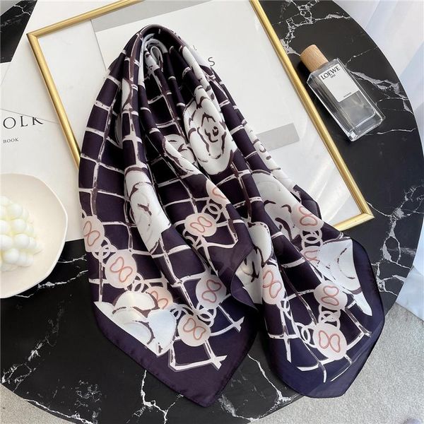 new summer plaid floral scarf for women bandana neck hairband square silk scarves elegant lady kerchief foulard shawl wrap, Blue;gray
new summer plaid floral scarf for women bandana neck hairband square silk scarves elegant lady kerchief foulard shawl wrap, Blue;gray