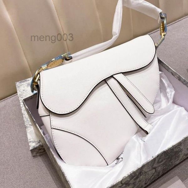 2021 new famous ladies bag saddle saddle messenger bag handbag star celebrity inspiration embroidery shoulder bag
2021 new famous ladies bag saddle saddle messenger bag handbag star celebrity inspiration embroidery shoulder bag