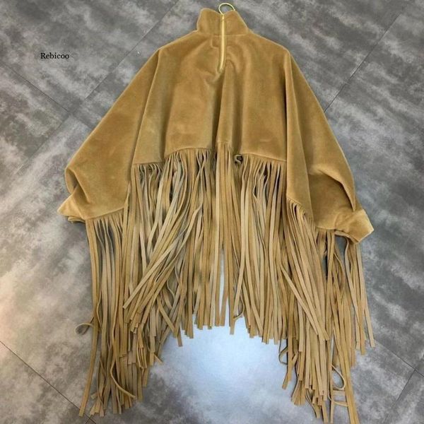 women's trench coats autumn fashion solid color bat sleeve windbreaker jacket women tassel stitching 2021 trend street style black, Tan;black
women's trench coats autumn fashion solid color bat sleeve windbreaker jacket women tassel stitching 2021 trend street style black, Tan;black