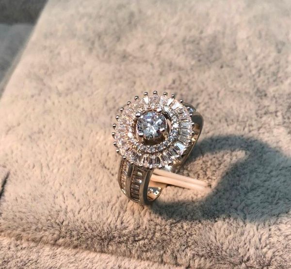 cluster rings cute female big finger ring fashion silver color crystal zircon stone engagement vintage wedding for women, Golden;silver
cluster rings cute female big finger ring fashion silver color crystal zircon stone engagement vintage wedding for women, Golden;silver