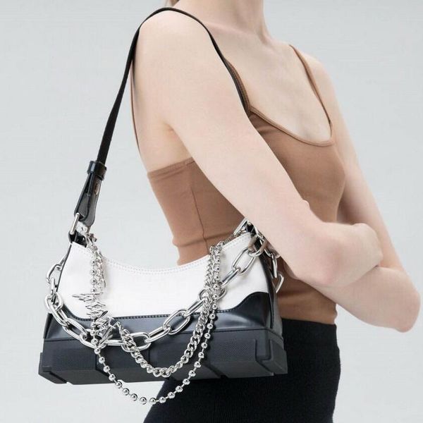 cross body retro lady underarm should bag black white leather stitching metal chain portable handbag rubber solelocomotive wind detachable
cross body retro lady underarm should bag black white leather stitching metal chain portable handbag rubber solelocomotive wind detachable