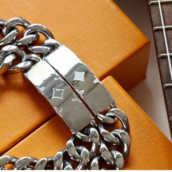 donkey home link chain all-steel denim bracelet hip hop fashion trend titanium steel for men and women with box, Black
donkey home link chain all-steel denim bracelet hip hop fashion trend titanium steel for men and women with box, Black