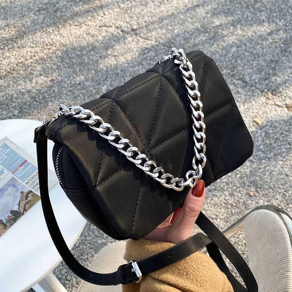 totes women bag nylon soft hand clutches purse metal chain crossbody messenger bags bolso mujer mini shoulder female handbag
totes women bag nylon soft hand clutches purse metal chain crossbody messenger bags bolso mujer mini shoulder female handbag