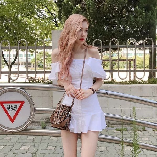 2021 new bohemian off shoulder, button, frill, sexy, retro, white, mini, korean, beach , summer nukt, Black;gray
2021 new bohemian off shoulder, button, frill, sexy, retro, white, mini, korean, beach , summer nukt, Black;gray