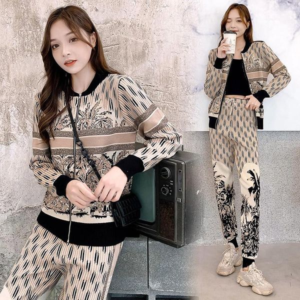 women's two piece pants fashion casual set 2021 autumn and winter long-sleeved zipper jacket + high waist ankle-tied trousers two-piece, White
women's two piece pants fashion casual set 2021 autumn and winter long-sleeved zipper jacket + high waist ankle-tied trousers two-piece, White