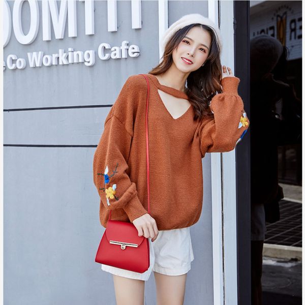 2020 new women crossbody bags tassel student mobile phone coin purse key female soft leather shoulder bag, Black;red
2020 new women crossbody bags tassel student mobile phone coin purse key female soft leather shoulder bag, Black;red
