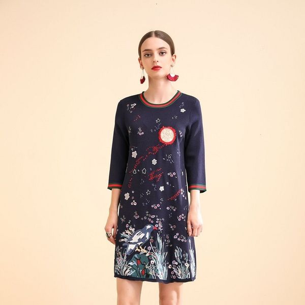 2021 new ladies embroidery xl elegant women dressed in retro flor autumn knitting dresses party dress qx9j, Black;gray
2021 new ladies embroidery xl elegant women dressed in retro flor autumn knitting dresses party dress qx9j, Black;gray