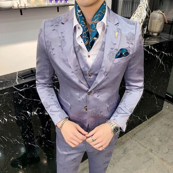 2021 european style male retro rose print fashion piece sets british gentleman business party suit 940l, White;black
2021 european style male retro rose print fashion piece sets british gentleman business party suit 940l, White;black