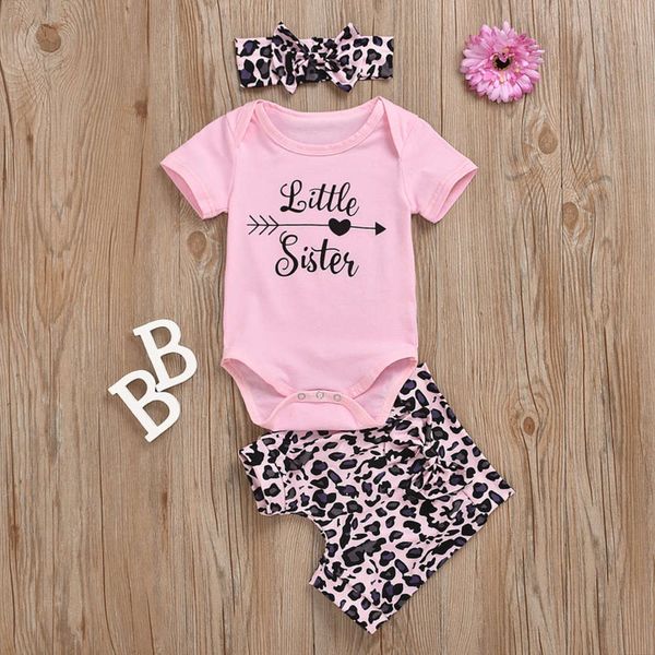 spring 2021 children's and summer new short sleeve letter print + leopard shorts girls' suit, White
spring 2021 children's and summer new short sleeve letter print + leopard shorts girls' suit, White