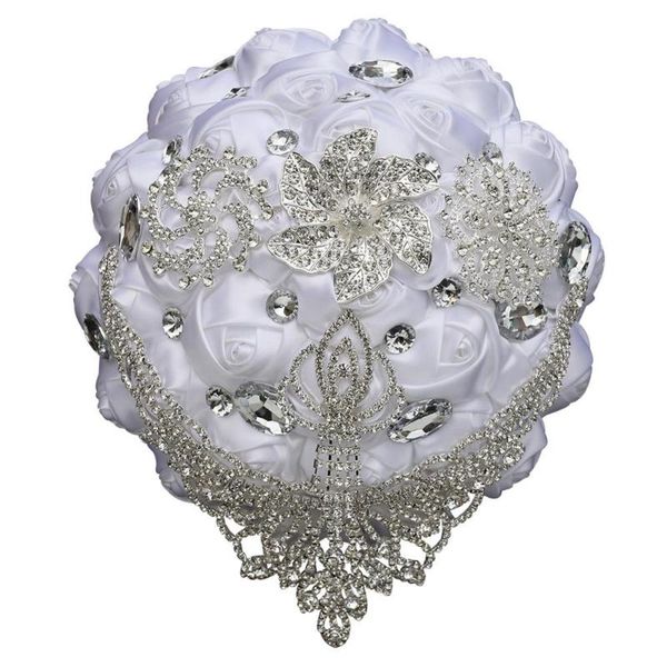 wedding flowers 2021 white bride holding artificial bouquet ribbon rhinestone pearl decoration groom dance
wedding flowers 2021 white bride holding artificial bouquet ribbon rhinestone pearl decoration groom dance
