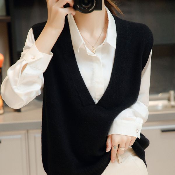 korean version 2021 autumn and winter v-neck loose thick solid color pure wool bottomed sweater ma jianv, Black;white
korean version 2021 autumn and winter v-neck loose thick solid color pure wool bottomed sweater ma jianv, Black;white