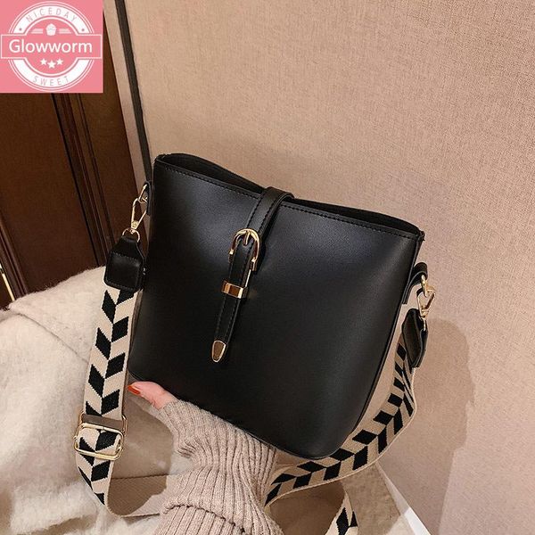 cross body ladies casual bucket bag luxury designer wide shoulder strap fashion messenger retro female
cross body ladies casual bucket bag luxury designer wide shoulder strap fashion messenger retro female